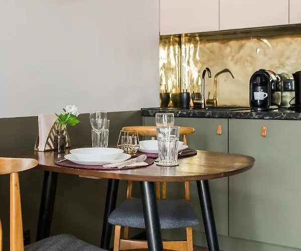 Apartment Nowy Swiat 28